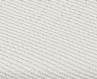 ca. 4,5 cm sichtbare Bordüre aus 100 % Polyester - in Verbindung mit einem Outdoorteppich auch für draußen geeignet (Art.Nr.: P36)