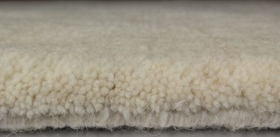 Bryne naturwei - handgeknpfte Neuseeland-Schurwolle